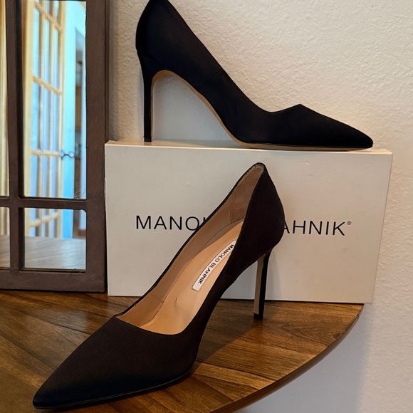 Manolo Blahnik Shoes - Manolo Blahnik Classic Black Satin Heels Size 40 - (US Size 10)